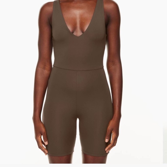 Babaton Contour V-Neck Romper - Picture 1 of 3